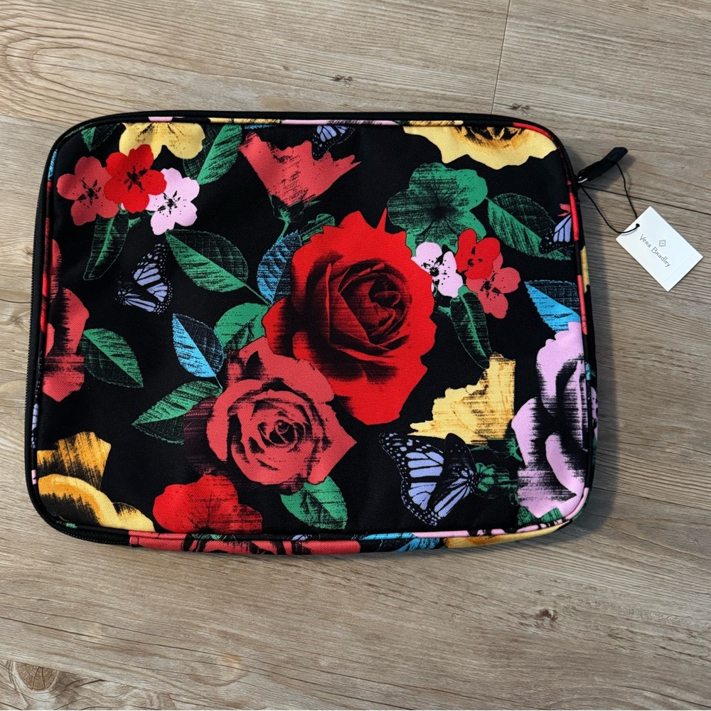 Vera Bradley Havana Rose Laptop Sleeve New with Tags. Retired Print.